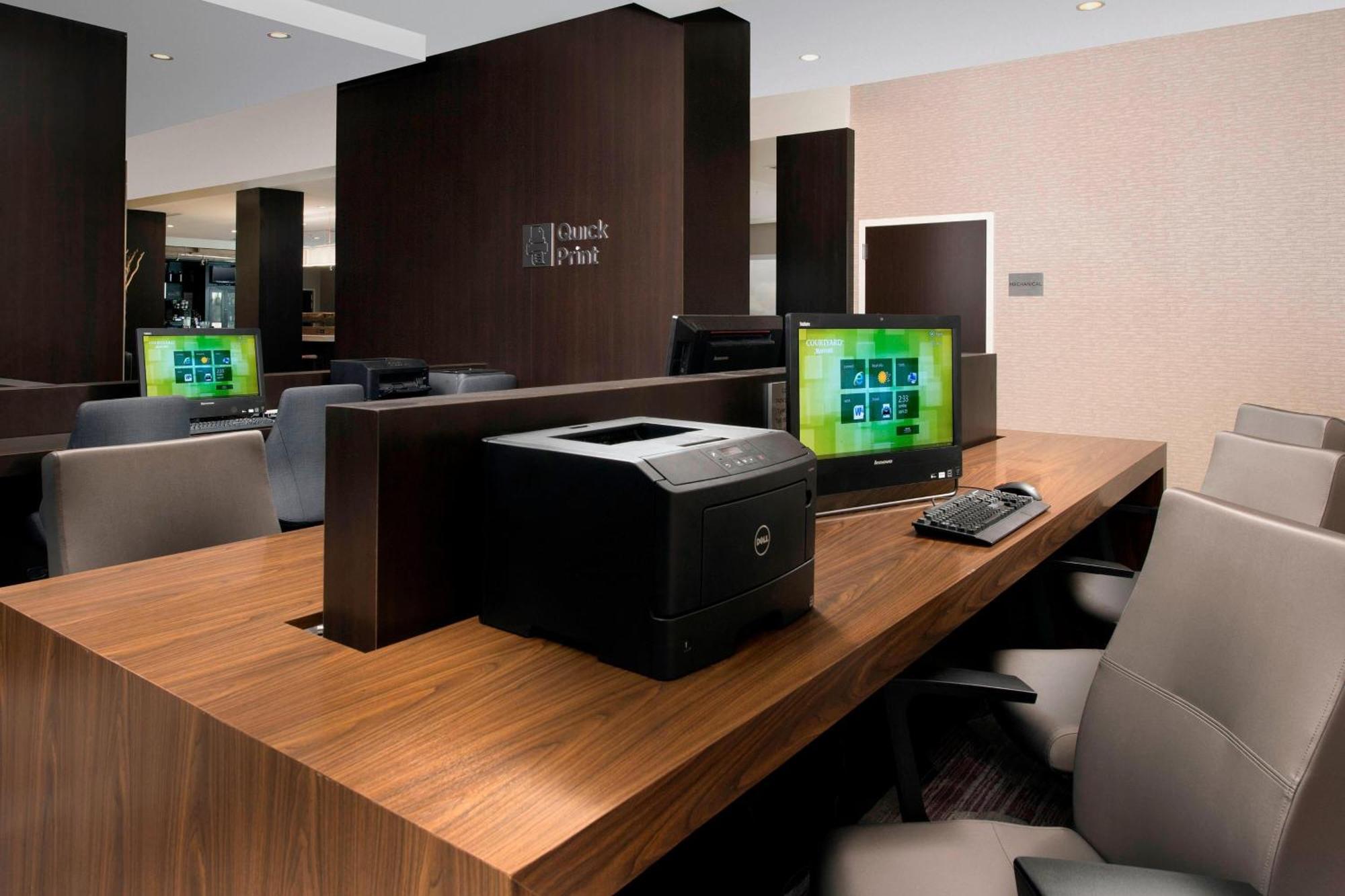 Courtyard By Marriott Tyler Hotel Exterior photo
